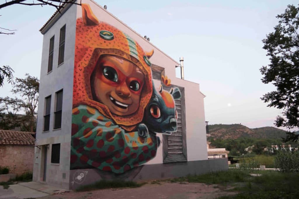 El pueblo valenciano que es un museo de arte urbano al aire libre