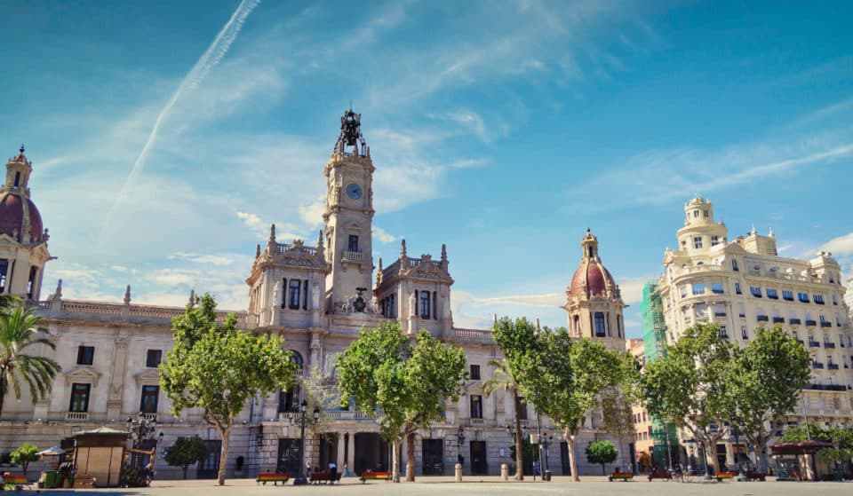 ¿Cuántos nombres ha tenido la plaza del Ayuntamiento de Valencia?