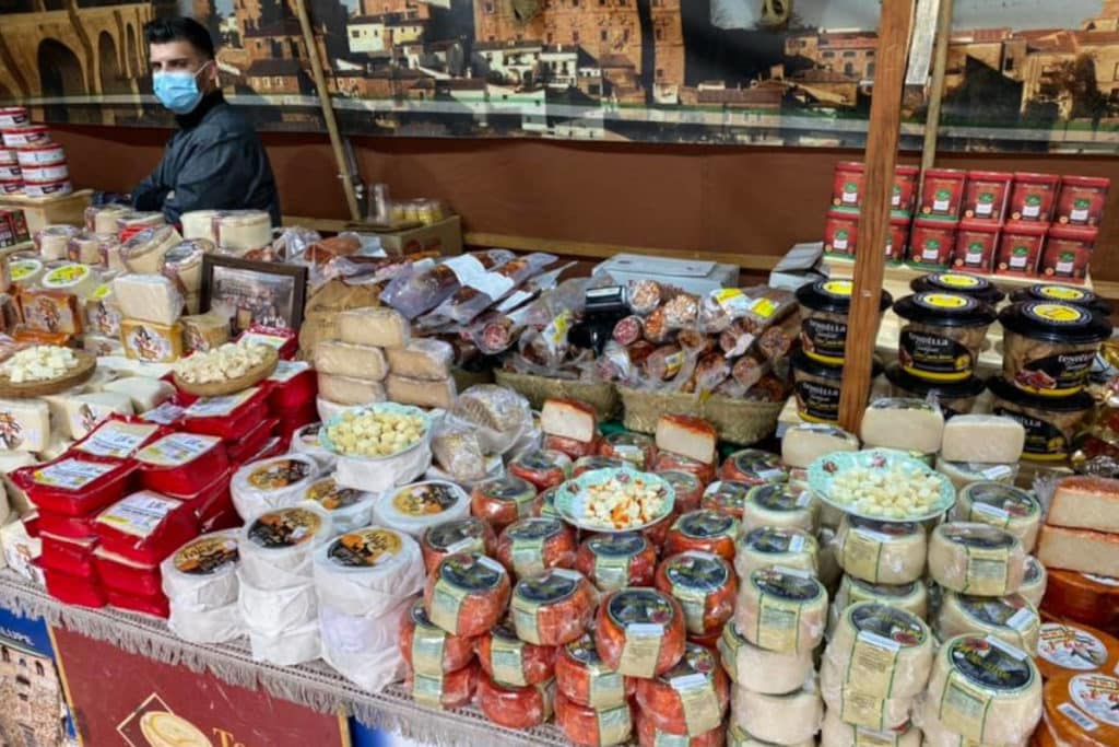 Un mercado con más de 70 puestos llega este fin de semana a Ruzafa
