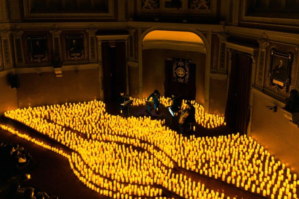 Candlelight Valencia Warner Bros