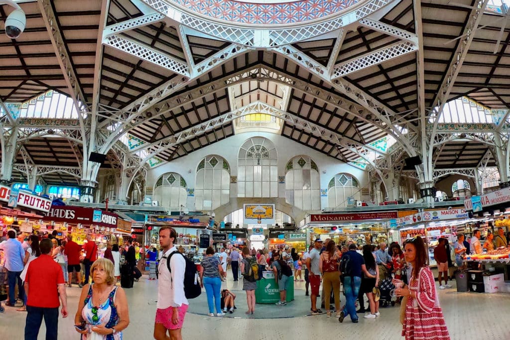 El Mercado Central de Valencia celebra este sábado los 95 años de su apertura