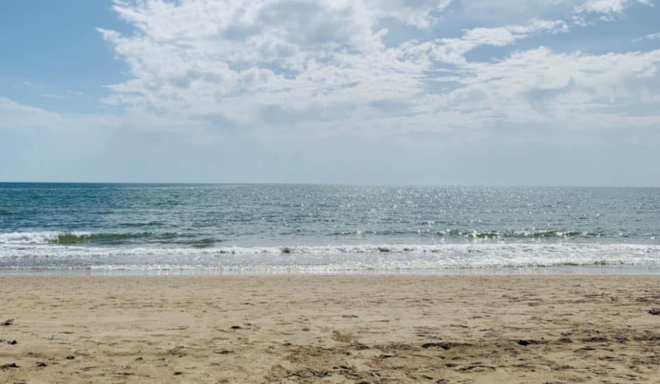 6 playas nudistas cerca de Valencia para bañarse en libertad