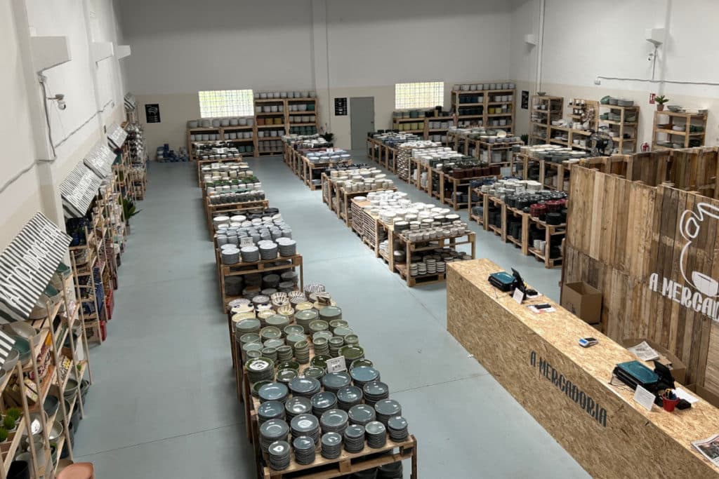 El outlet gigante de cerámica al peso abre nueva tienda en Valencia